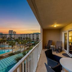 Great Views, Beach Cart & Private Cabana Included!
