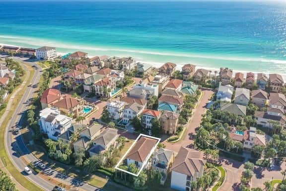 Ocean Manor - 4 Bikes, Shared Pool, Pet Friendly! - Image 2
