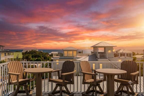 Blue Mountain View | Private Pool, Rooftop Deck & Bikes - Image 5