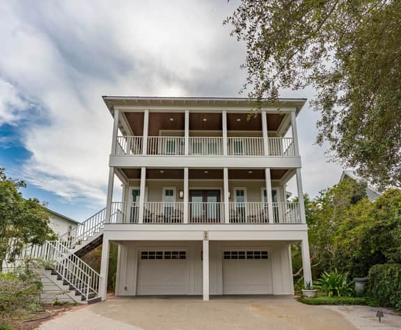 Blue Mountain View | Private Pool, Rooftop Deck & Bikes - Image 4