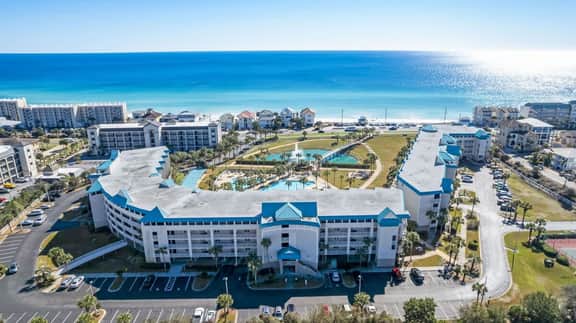 Gulf Views at Amalfi! 3 Bedroom Condo! - Image 3