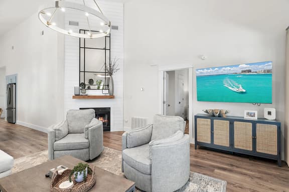 Seagrove Gardens! - Secluded Gem in Old Seagrove! - Image 1